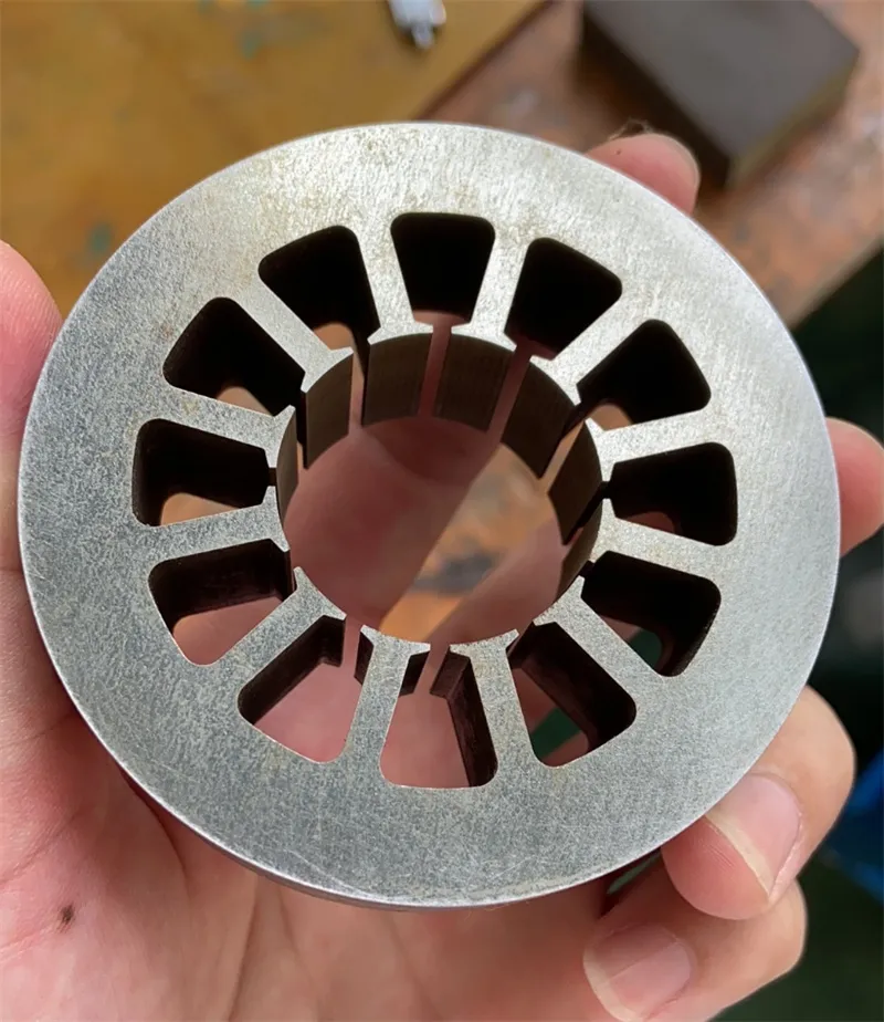 Fabricant de piles de stratification de stator de moteur de pompe à vide turbomoléculaire en Chine